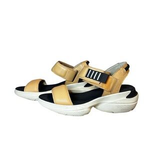 Sorel Women's Beige Leather Sporty Platform Sandals Size 8.5